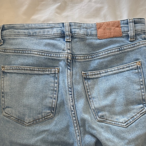Zara Light Wash Wide Leg Jeans Women’s Size 4 High Rise Denim - Picture 2 of 8